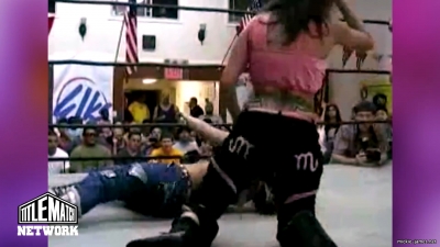 mickiematch20100807_Still848.jpg