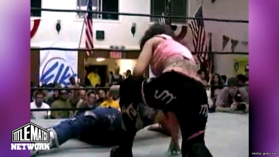 mickiematch20100807_Still850.jpg
