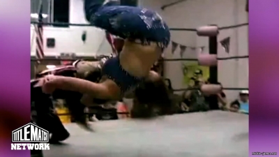 mickiematch20100807_Still866.jpg
