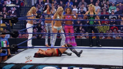 mickieppv20081123_00_01_32_15_Still259.jpg