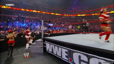 mickieppv20081214_00_00_05_00_Still016.jpg