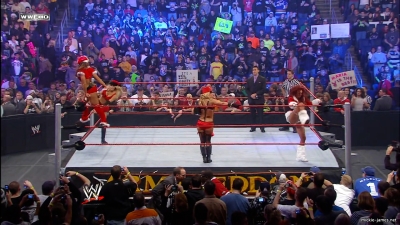mickieppv20081214_00_00_07_20_Still027.jpg