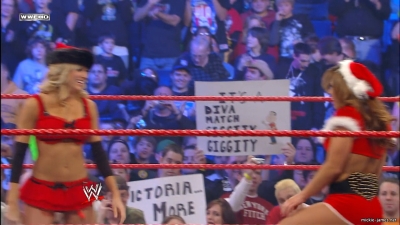 mickieppv20081214_00_00_12_15_Still049.jpg