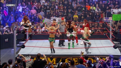 mickieppv20081214_00_00_27_15_Still089.jpg