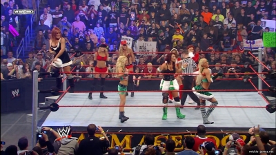 mickieppv20081214_00_00_28_05_Still093.jpg