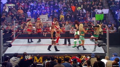 mickieppv20081214_00_00_31_05_Still103.jpg