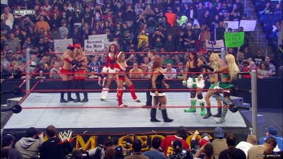 mickieppv20081214_00_00_31_15_Still105.jpg