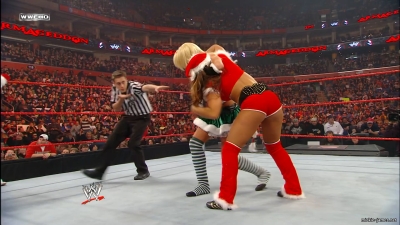 mickieppv20081214_00_00_39_10_Still142.jpg