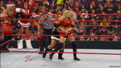 mickieppv20081214_00_01_07_05_Still288.jpg