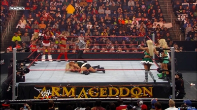 mickieppv20081214_00_01_09_00_Still296.jpg
