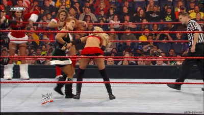 mickieppv20081214_00_01_13_15_Still309.jpg