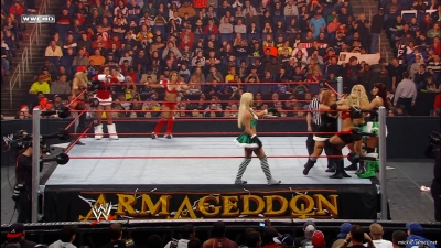 mickieppv20081214_00_01_19_25_Still331.jpg