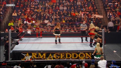 mickieppv20081214_00_01_23_25_Still342.jpg