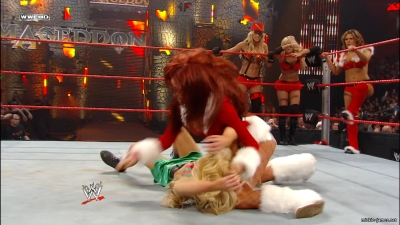 mickieppv20081214_00_01_52_20_Still441.jpg