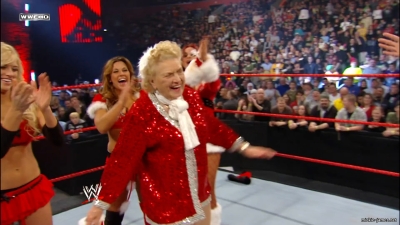 mickieppv20081214_00_04_11_10_Still853.jpg