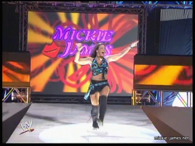 mickieraw20061113_Still052.jpg
