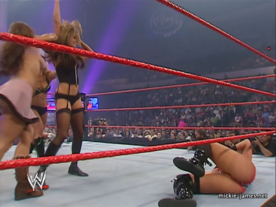 MickiePPV20051101_Still327.jpg