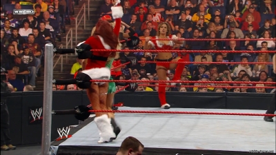 mickieppv20081214_00_01_49_05_Still428.jpg