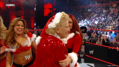 mickieppv20081214_00_04_10_15_Still848.jpg